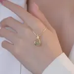 "Fashion Light Green Jade Pendant Necklace – Stainless Steel Clavicle Chain for Women"