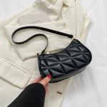 "Fashionable Leather Tote: Retro, casual, solid color shoulder bag for women."