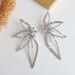 Exaggerated Zircon Butterfly Wings Earrings – Luxury Stud Design for Women, Perfect for Parties.