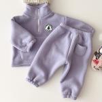 2024 Baby Clothing Set – Plush High Collar Top & Cotton Pants.