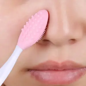 1PC Silicone Face Brush: Exfoliating, blackhead-removal tool for deep cleansing and smooth skin.