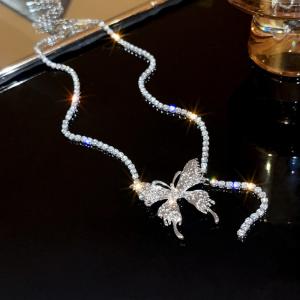 "2023 New Zircon Round Earrings – Unique, Light Luxury Design, Perfect for Weddings, Parties, and Premium Gifts!"