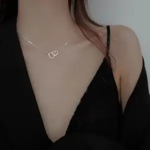 "Fashion Light Green Jade Pendant Necklace – Stainless Steel Clavicle Chain for Women"