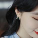 "S925 Silver Needle Green Crystal Geometric Earrings – Fashionable Rhinestone Design for Women"