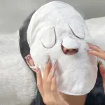 Cotton Hot Compress Towel - Soft, wet, steam-heating face towel for pore opening, deep cleansing, and facial care.