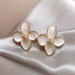 "XINYI Hibiscus Flower Stud Earrings