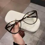 Women's Vintage Cat Eye Glasses – 2024 Fashion, anti-blue light, large transparent frame. Perfect for reading & screen time!