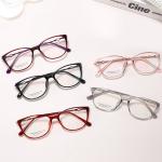 ashionable retro optical prescription eyewear for women, model F120X.
