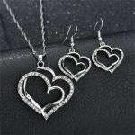 "Exquisite Double Heart Necklace
