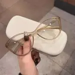 Women's Vintage Cat Eye Glasses – 2024 Fashion, anti-blue light, large transparent frame. Perfect for reading & screen time!